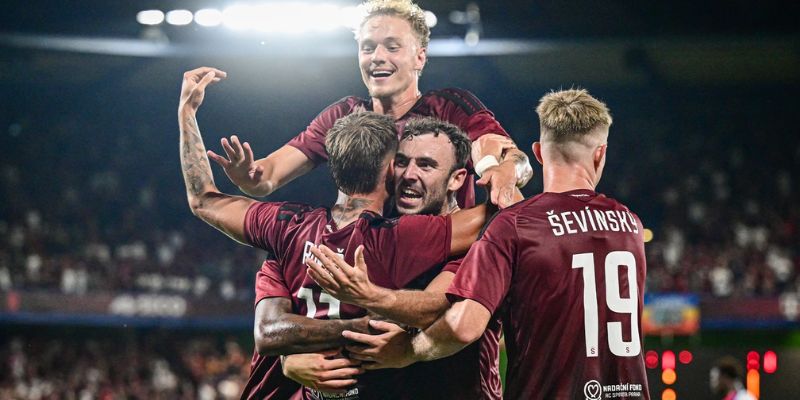 Nhận Định Lyon Vs AC Sparta Prague Lúc 02H00 Ngày 12/08 - Cúp C1 2 Quá khứ gặp gỡ giữa 2 đội đầy căng thẳng