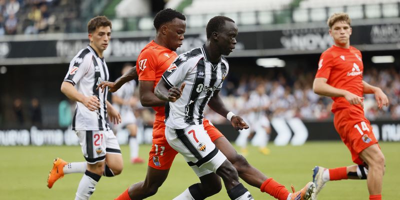 Nhận Định Real Sociedad B Vs Castellon Lúc 01H30 Ngày 15/08 - La Liga 2 3 Phong độ giữa Real Sociedad B vs Castellon